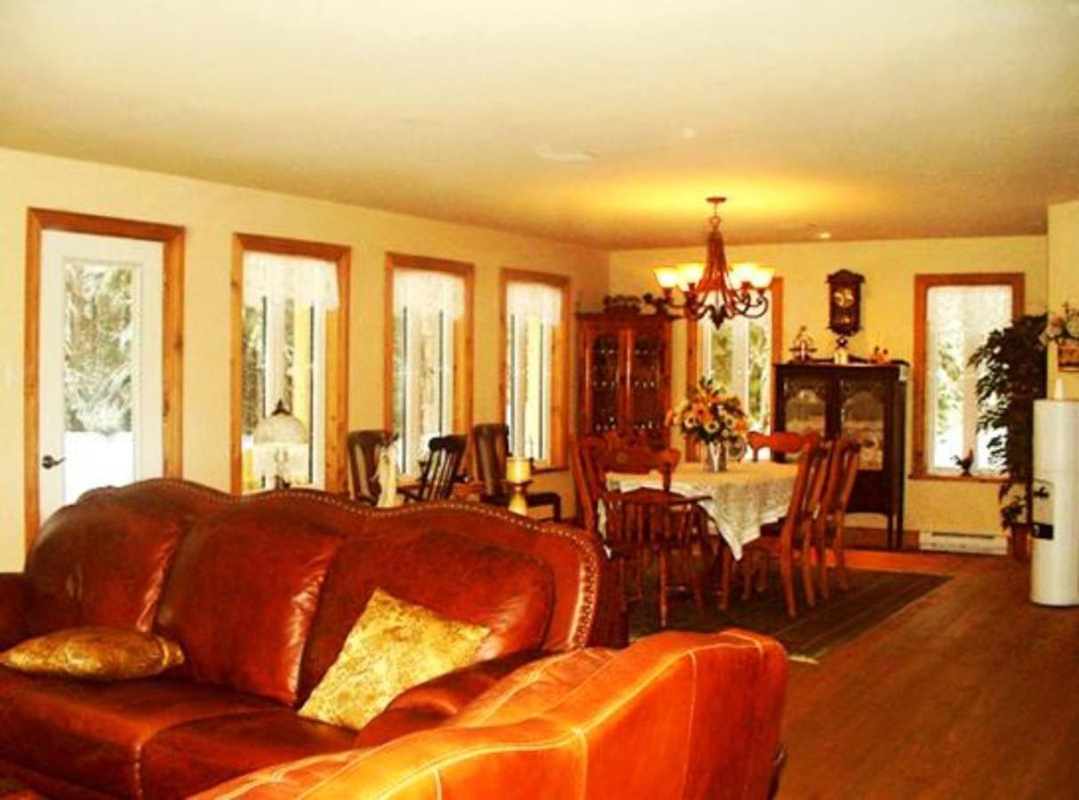 La Petite Douceur Bed & Breakfast Lac-Superieur Dış mekan fotoğraf
